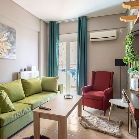 Gpx-clr Thegreenfamilysuite Larissa